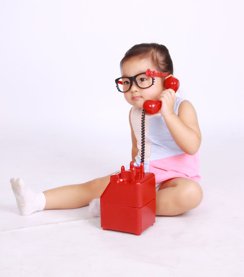 �Ͽ���Ůͯ��ɫ�B��ȹ