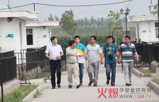 �����r�ֿƼ���W�ܱ��ƽ����W�R������ЙC����ָ������