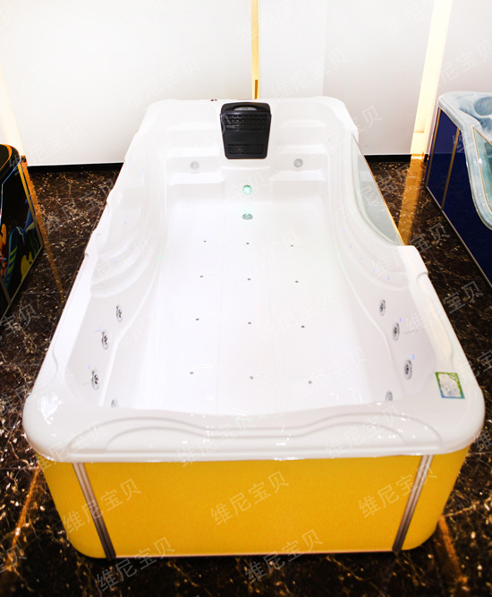 維尼寶貝黃色長形浴缸