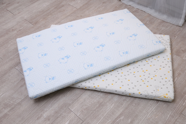  �ҿɋ�ͯ���| С�܈D��