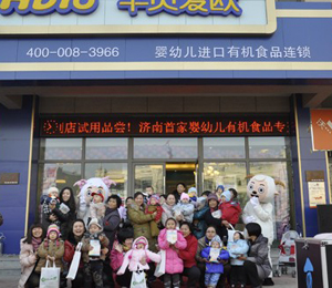 ������?c��)��Aؐ�ۚW���u���T�ں�Ӱ