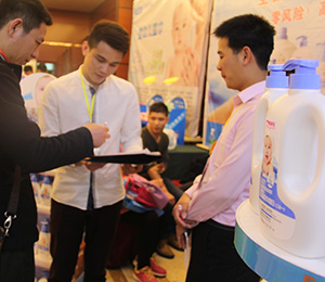 �Ј�(ch��ng)���