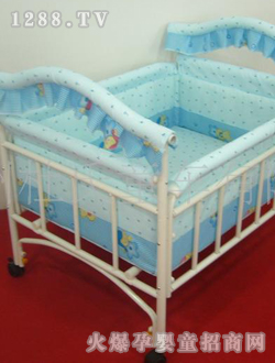 С���`���{ɫ�냺��