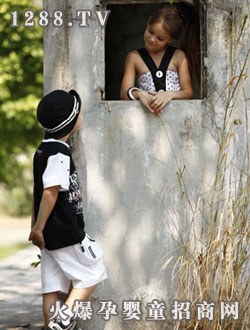 小毛蟲春夏裝黑白系列休閑童裝