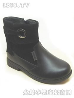 ��ô����ɫСͯ�r�����eƤѥ