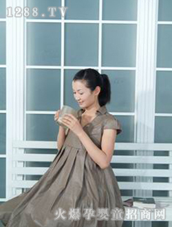 ������ݗ��Һ�ɫV�I(l��ng)�ЋDȹ