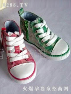 ��ѩ���＾���Ь