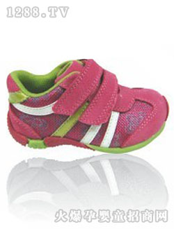 ��һ��Ů���\(y��n)��(d��ng)Ь