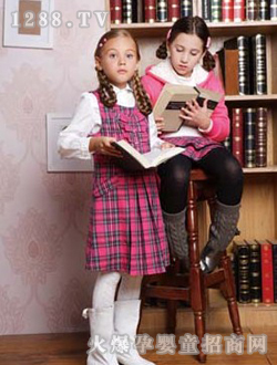 �Ϳ����r��Ůͯ�b