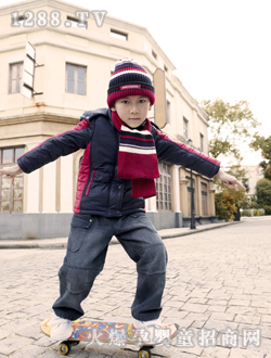 С��������{ɫ����