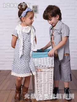 ���׵ϕr(sh��)��ͯ�b