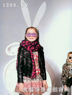 ���惺��ɫŮͯ����