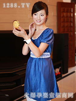 ��ݗ���ЋD�b����ɫ