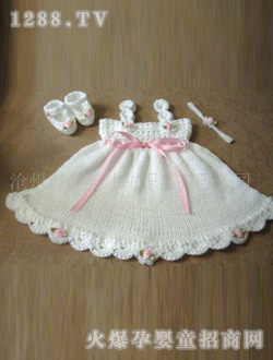 �������ɫ�����냺ȹ