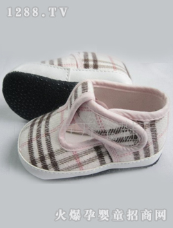 ���ɫ�냺�W(xu��)��Ь