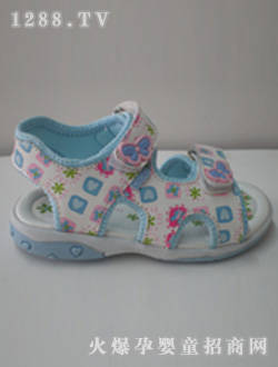 ��؈֮��Ůͯ�r(sh��)�Л�Ь