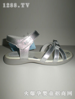 ��؈֮���y��ɫŮͯ��Ь