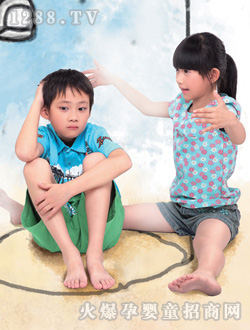 ȸ̫���{ɫ��Ůͯ�b