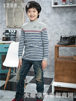 С�ɘ���ɫ��ͯë��