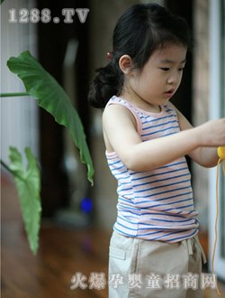 С�ɘ�Ůͯ���b