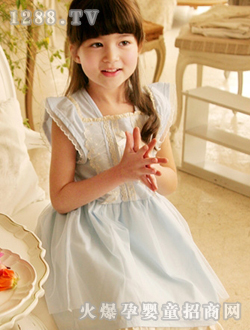 С�ɘ���ɫȹ�b