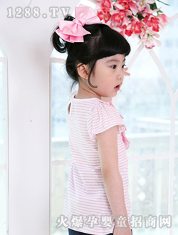 С�ɘ��۰�ɫ����