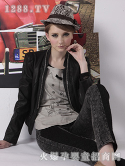 ��ݗ�ߺ�ɫ�r(sh��)���ЋD�b