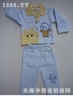 С���B(ni��o)ͯ�b���{(l��n)ɫ