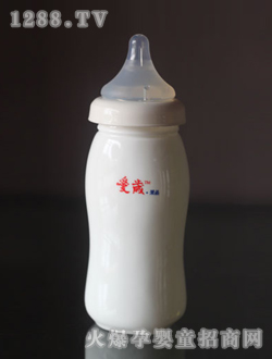 愛歲采晶寶寶奶瓶