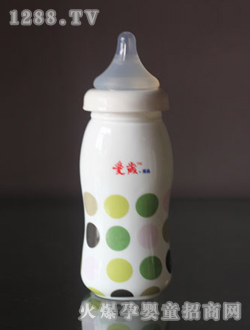 愛歲采晶yingye奶瓶