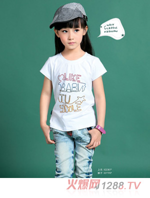 �ͱ��ð�ɫ�A�I(l��ng)T��