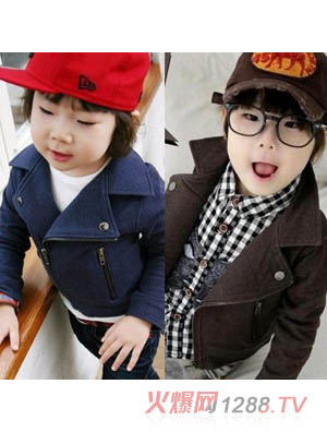 ���Ў��{ɫ��ɫͯ�A��