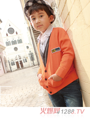 CE��(g��)��ͯ�b��ɫ