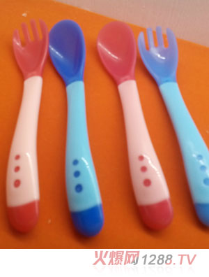 苗哺專(zhuān)家感溫勺叉套裝