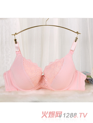 Ԫ����������520�ٽzȫ�޲����(n��i)�£��ۼtɫ��