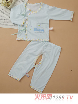 ��ɫС�~������ɫ����o�ǿp�ƿ옷֮���_�d��ͬ��