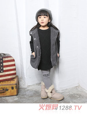 ���c(di��n)�neͯ��Ů����������ɫ�R�����b