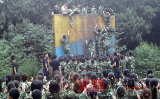 �𱬾W(w��ng)�j(lu��)��չӖ(x��n)��֮���I(y��)��